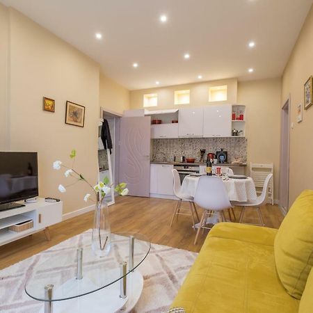 Modern 2 Bedroom Apartment Next To Vitosha Str. Sofia Eksteriør bilde