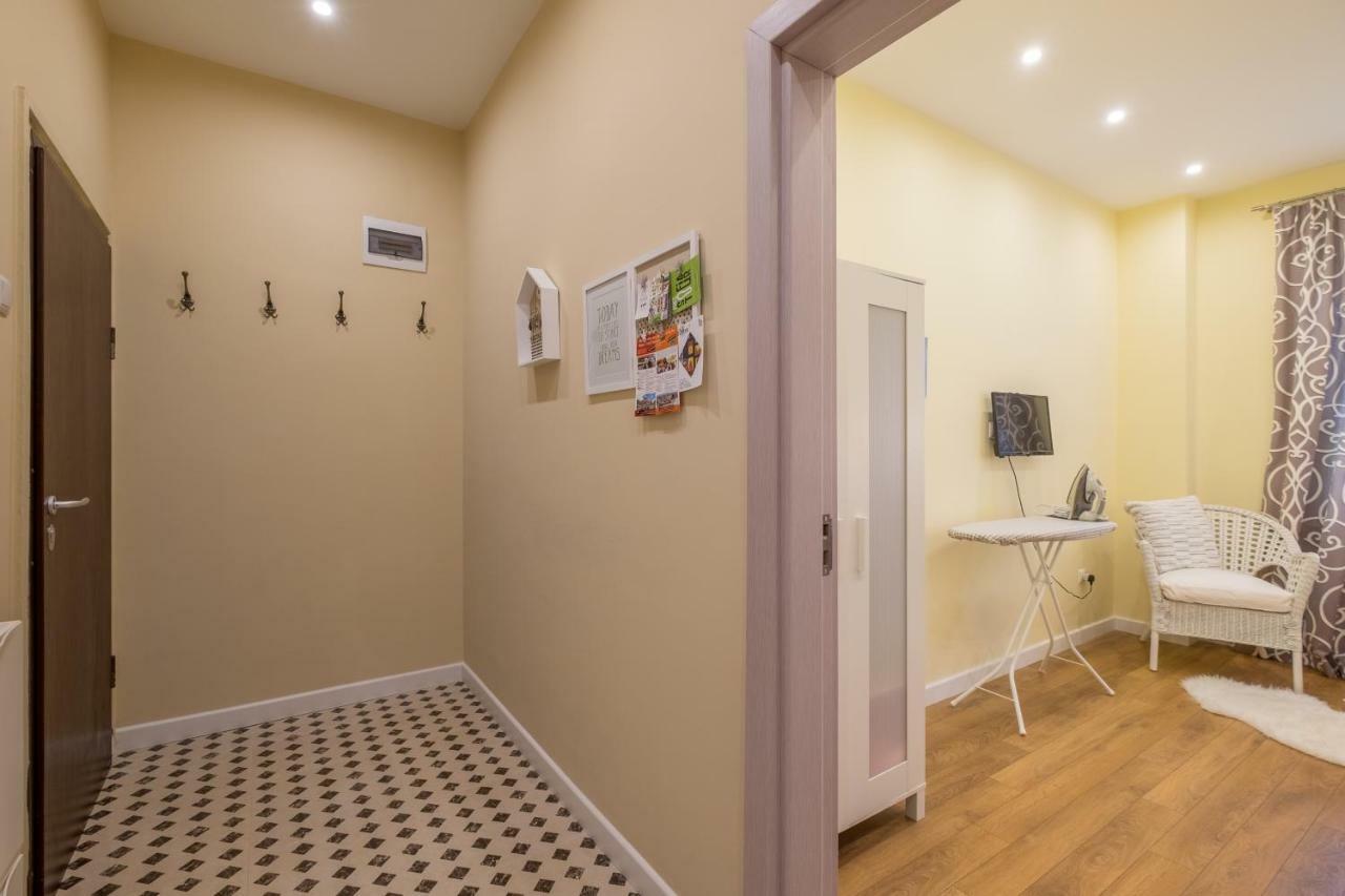 Modern 2 Bedroom Apartment Next To Vitosha Str. Sofia Eksteriør bilde