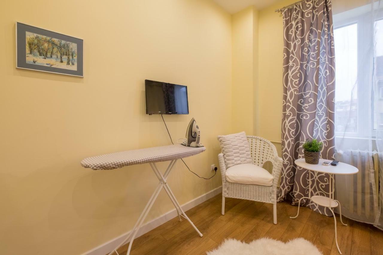 Modern 2 Bedroom Apartment Next To Vitosha Str. Sofia Eksteriør bilde