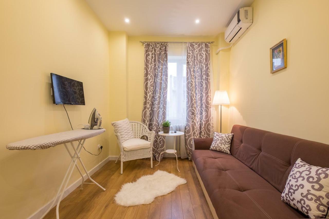 Modern 2 Bedroom Apartment Next To Vitosha Str. Sofia Eksteriør bilde